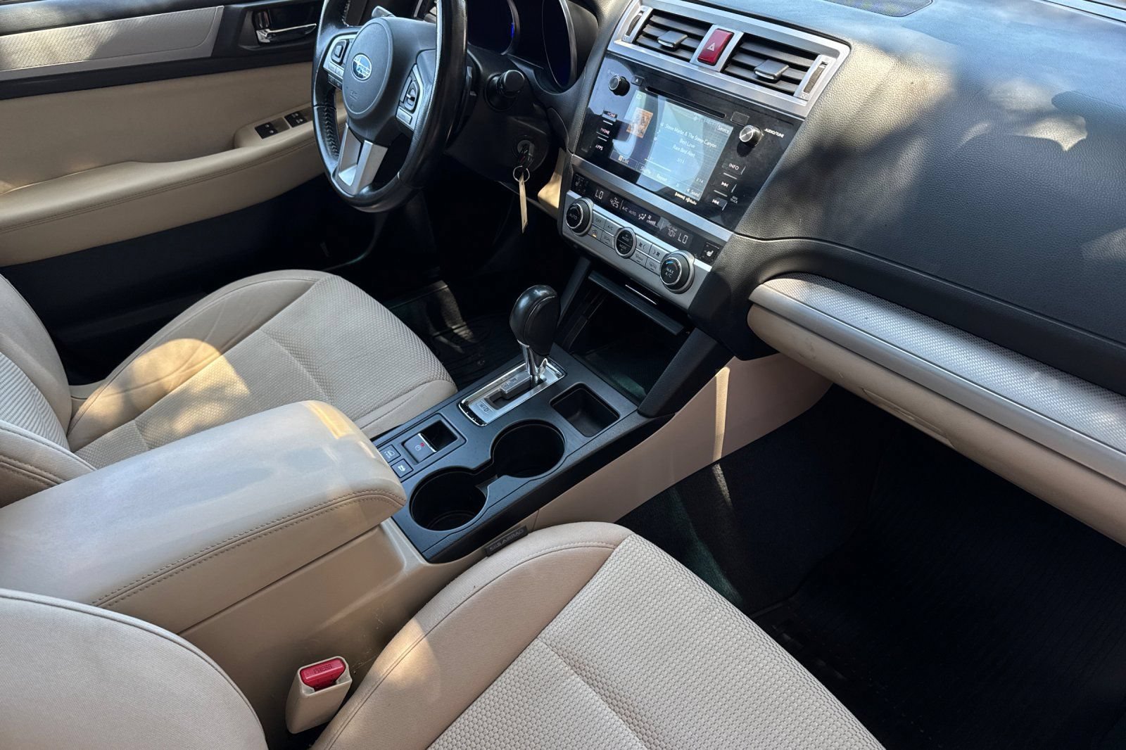 Used 2016 Subaru Outback 2.5i Premium AWD/4WD image 10