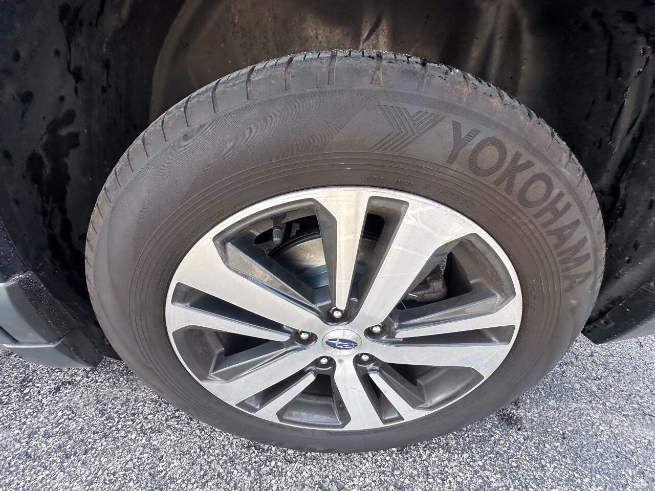 Used 2018 Subaru Outback 3.6R Limited AWD/4WD image 8