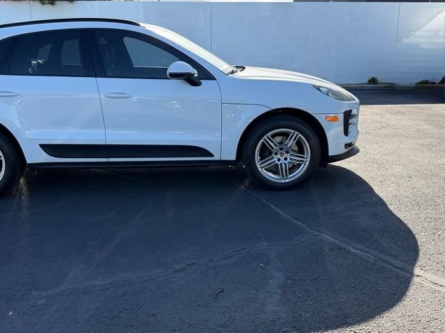 Used 2019 Porsche Macan AWD/4WD image 9