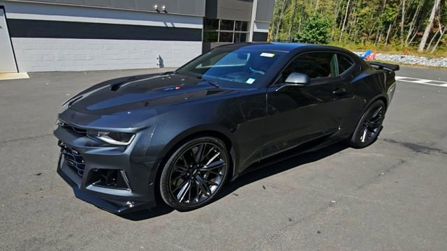 Used 2017 Chevrolet Camaro ZL1 image 4