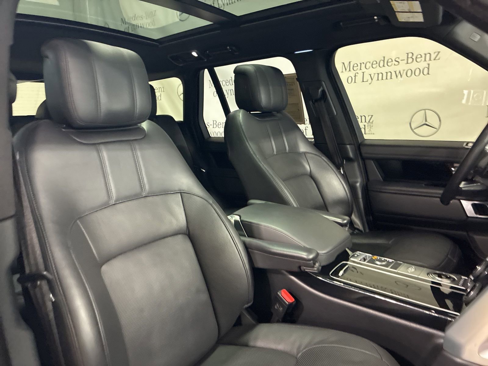 Used 2021 Land Rover Range Rover Westminster Edition image 32