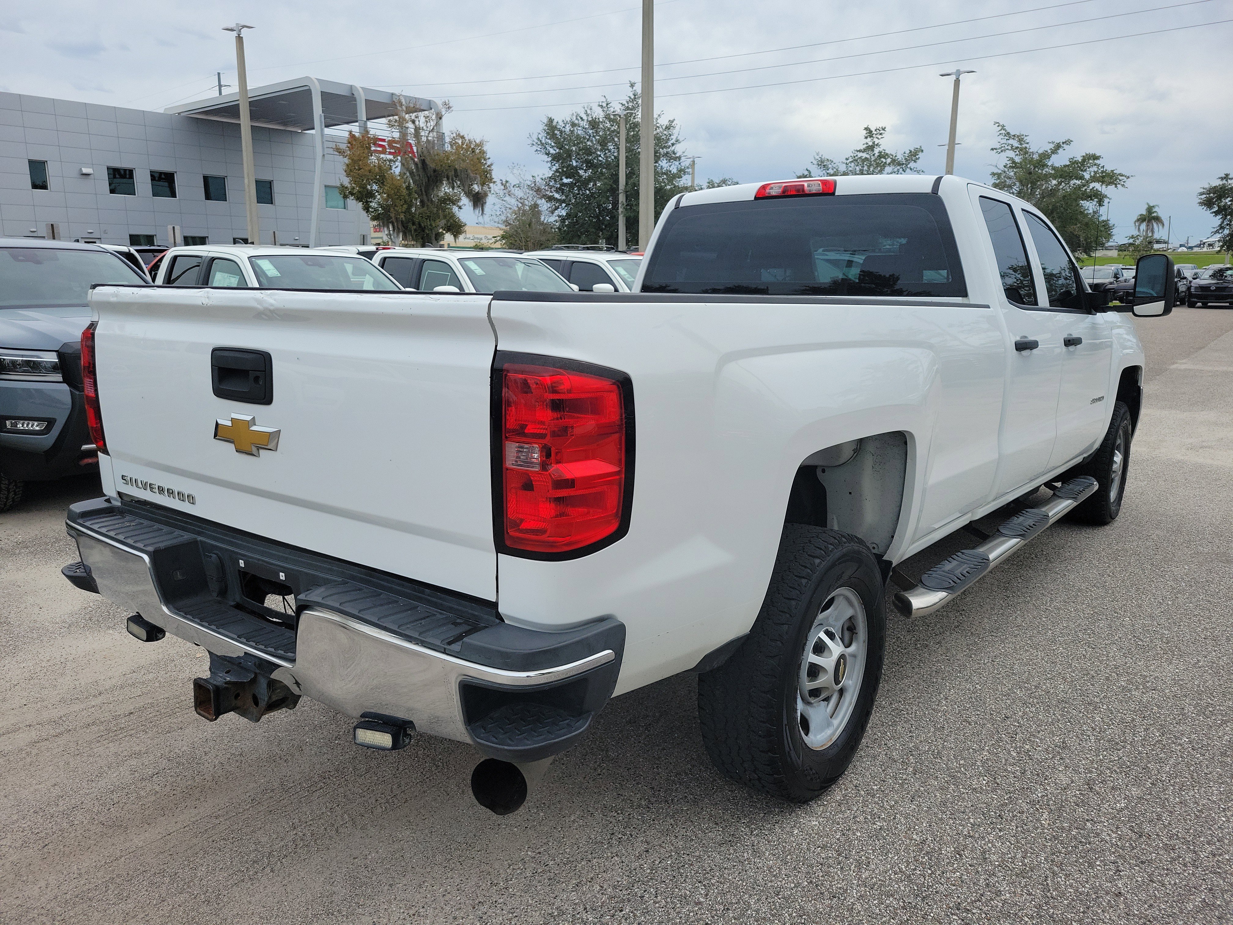 Used 2015 Chevrolet Silverado 2500 W/T image 5