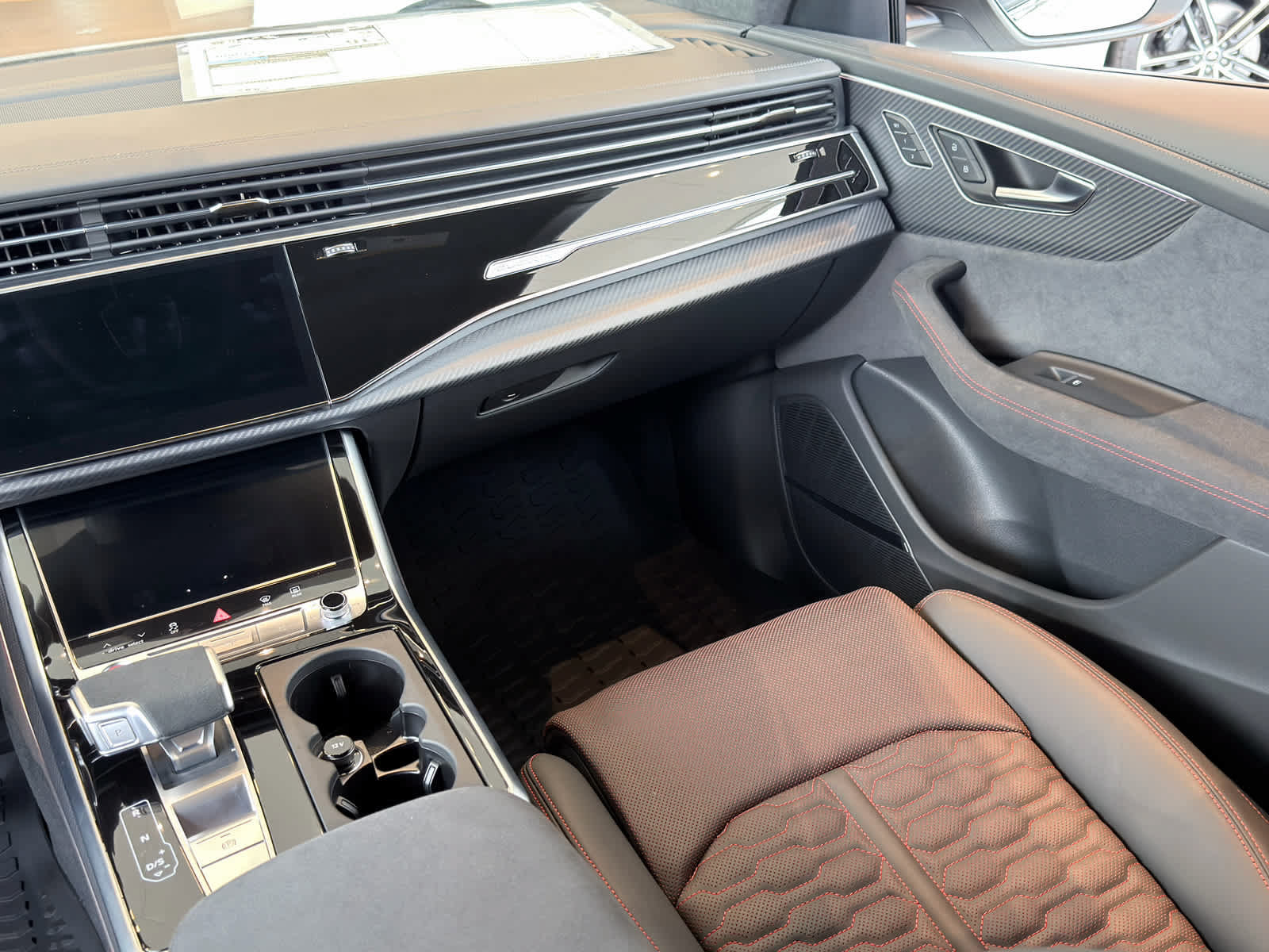 New 2026 Audi RS Q8 performance AWD/4WD image 9