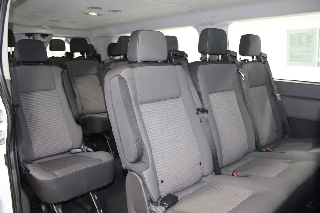 Used 2023 Ford Transit 350 XLT image 28