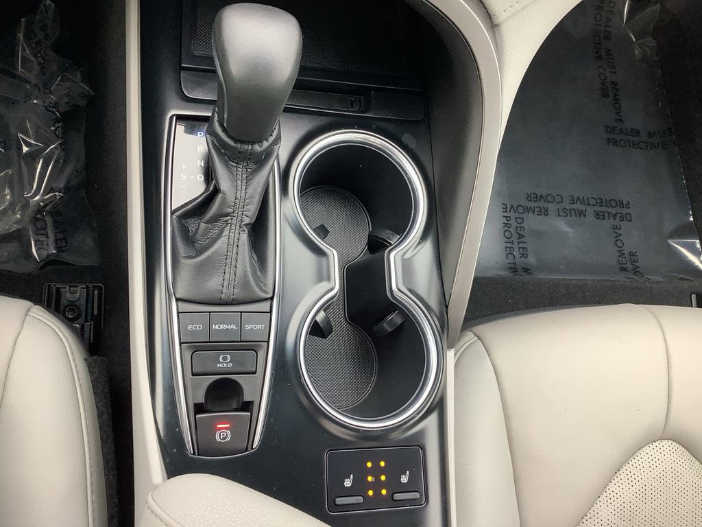 Used 2018 Toyota Camry XSE image 28