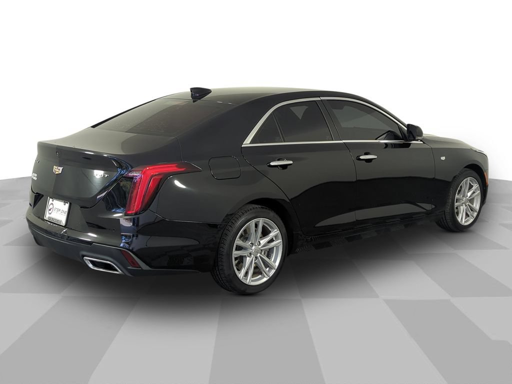 Used 2022 Cadillac CT4 Luxury w/ Sun And Sound Package RWD image 6