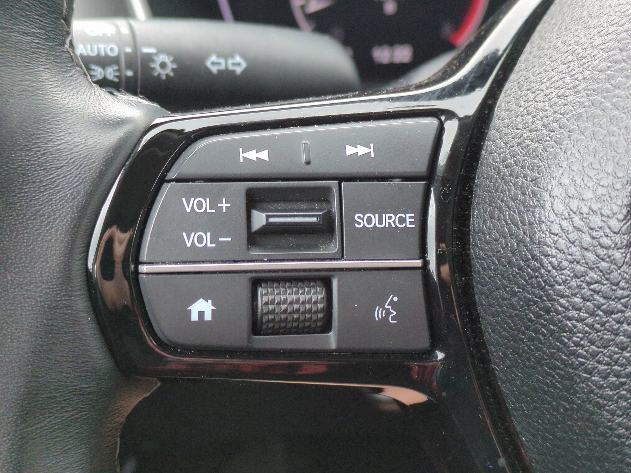Used 2024 Honda Civic EX-L image 19