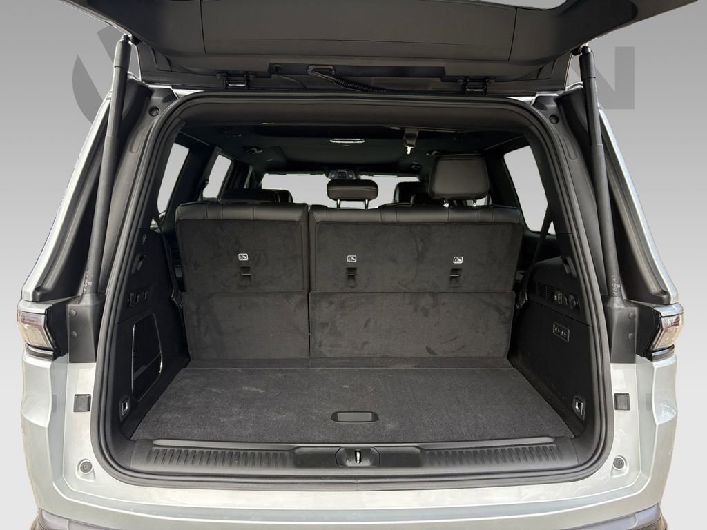 New 2026 Jeep Grand Wagoneer 2WD w/ Premium Group I image 19