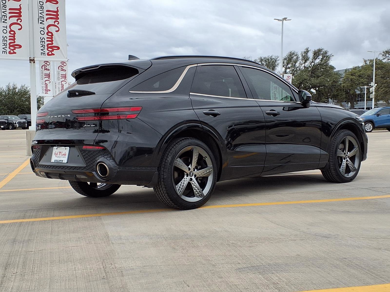 Used 2022 Genesis GV70 3.5T Sport w/ Sport Prestige Package image 5