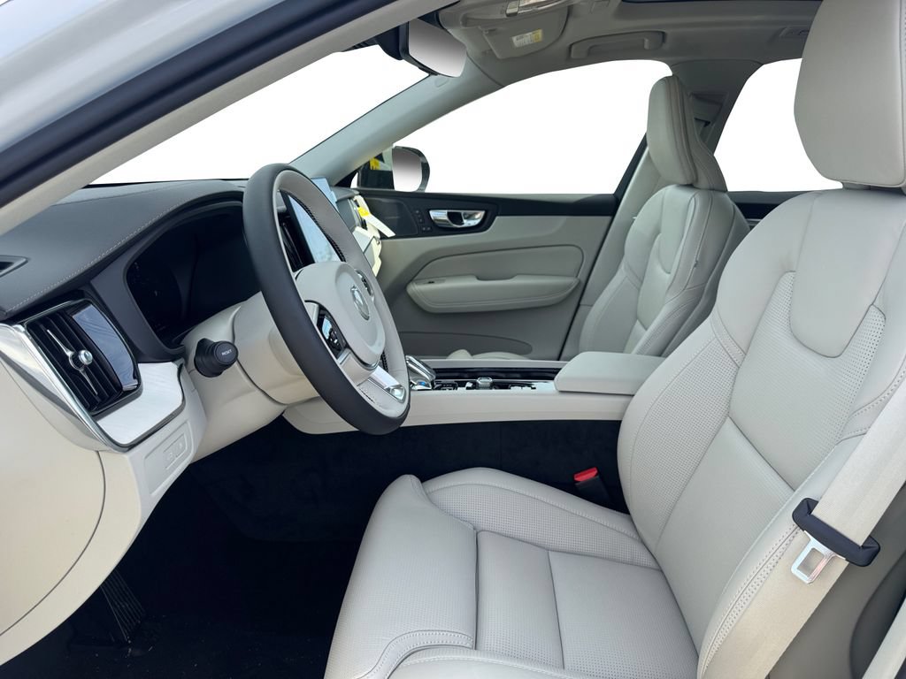 New 2026 Volvo XC60 T8 Ultra w/ Protection Package Premier AWD/4WD image 12