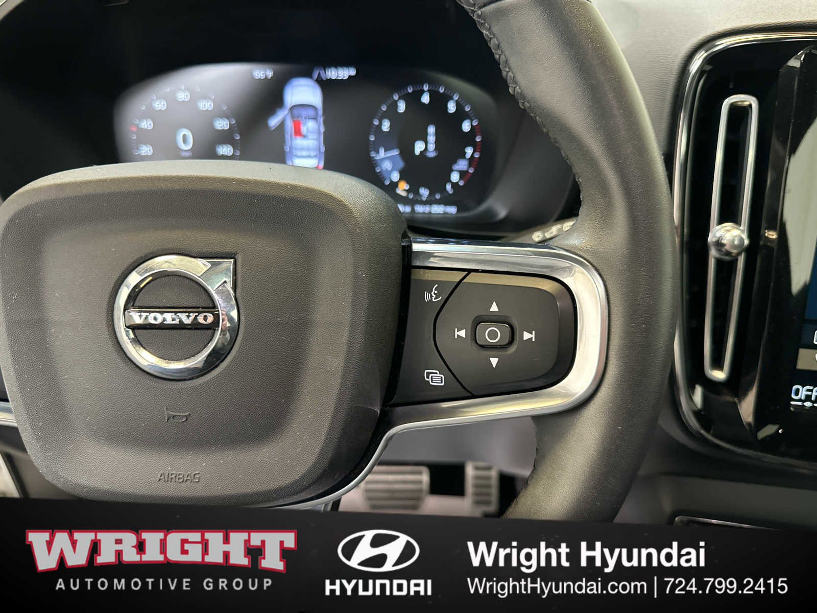Used 2022 Volvo XC40 T5 R-Design AWD/4WD image 21
