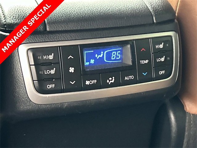 Used 2019 Toyota Highlander Limited Platinum image 25
