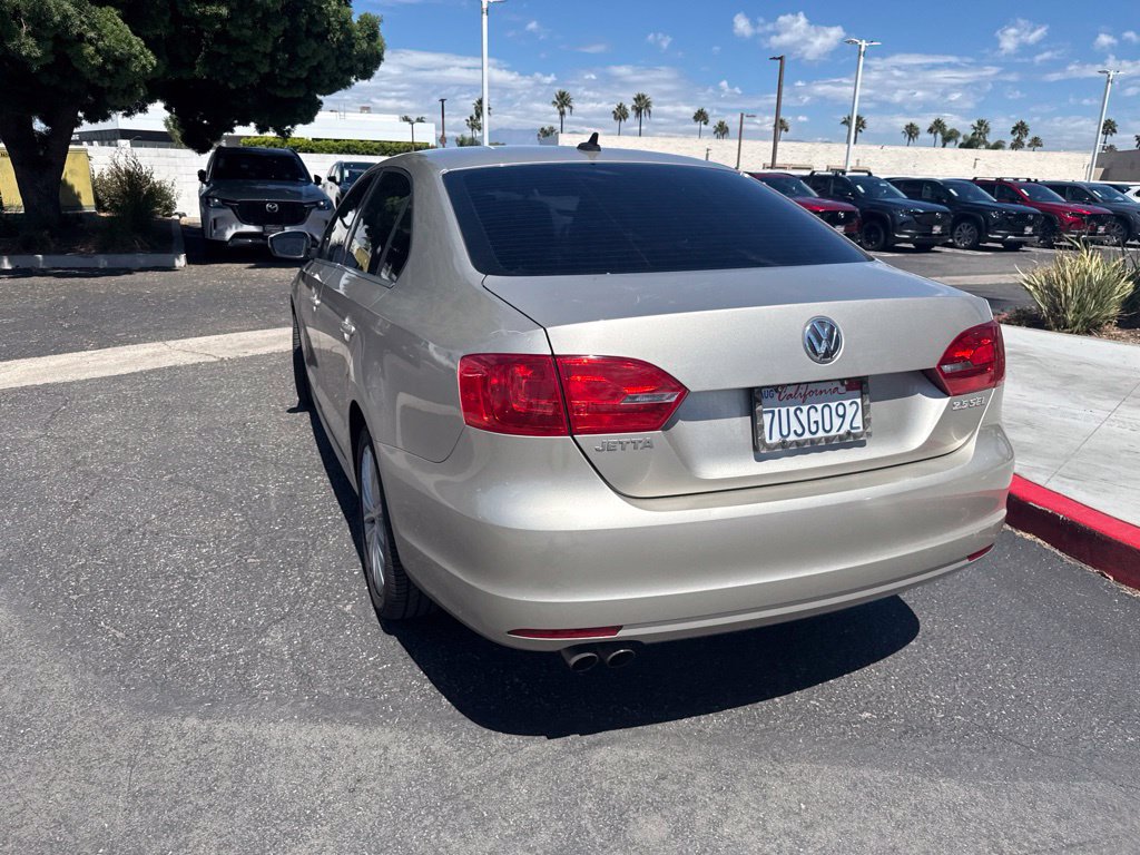 Used 2013 Volkswagen Jetta SEL FWD image 17