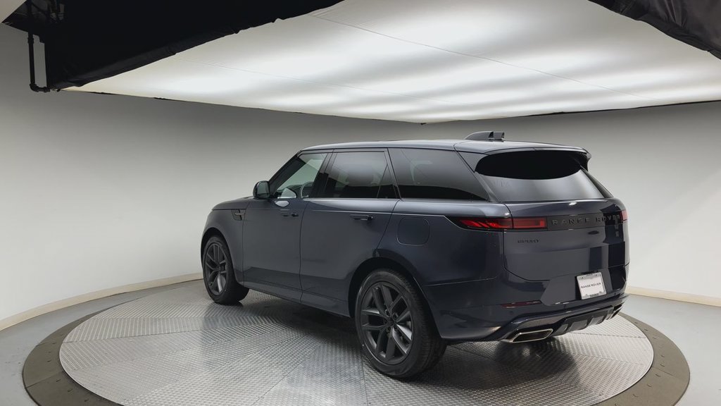 Certified 2026 Land Rover Range Rover Sport Dynamic SE AWD/4WD image 4