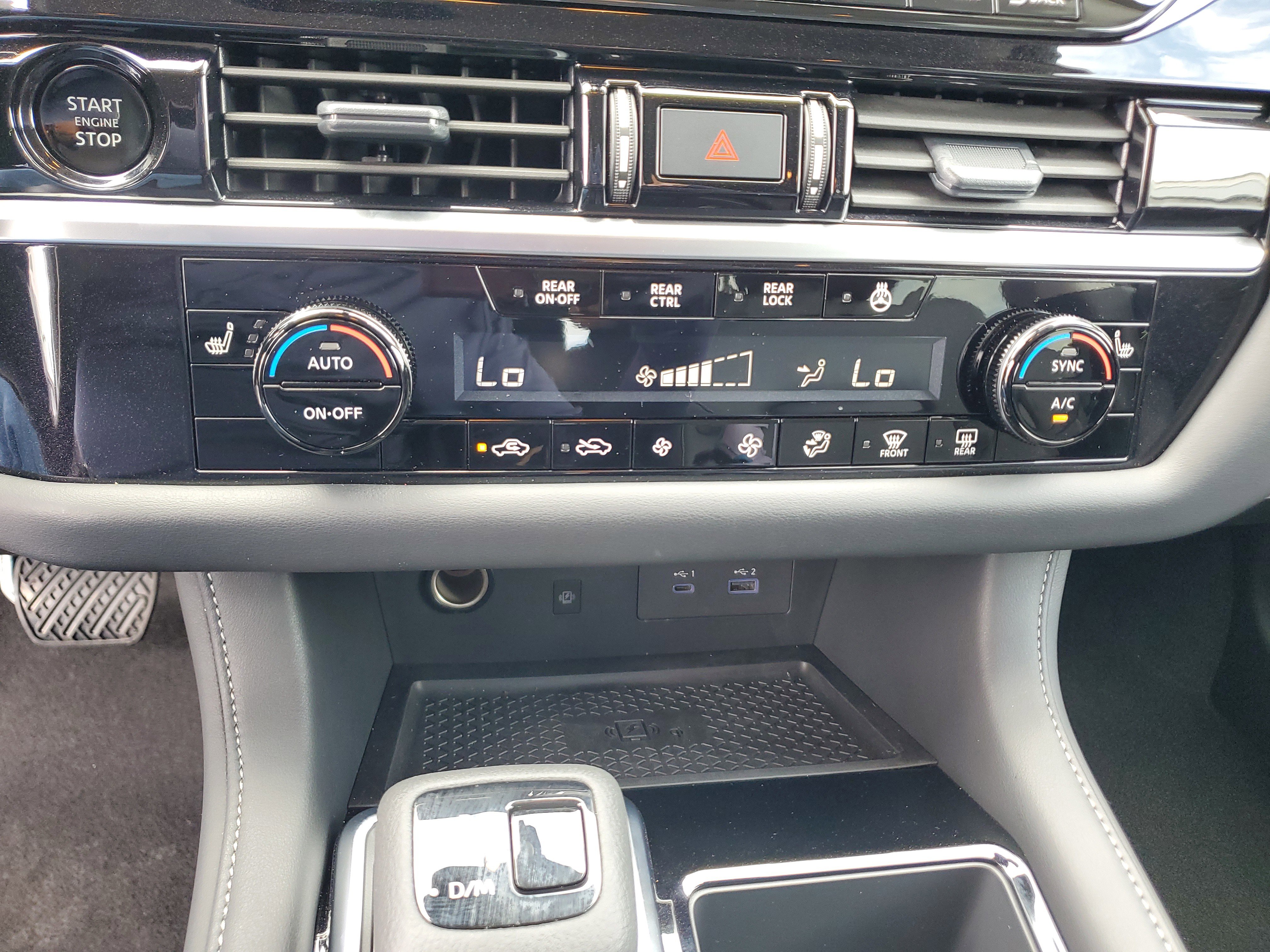 Certified 2025 Nissan Pathfinder SL image 27