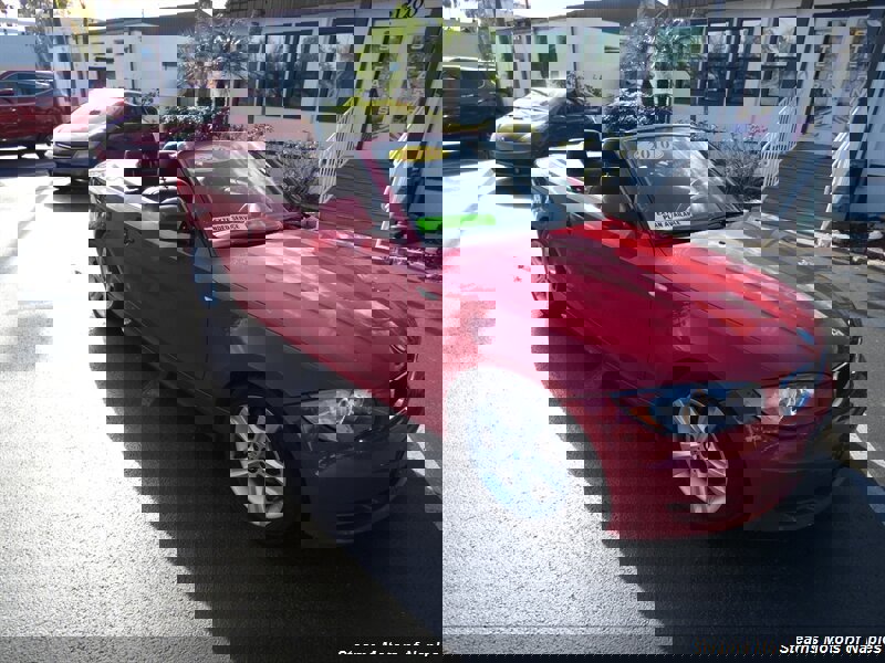 Used 2010 BMW 128i Convertible image 22
