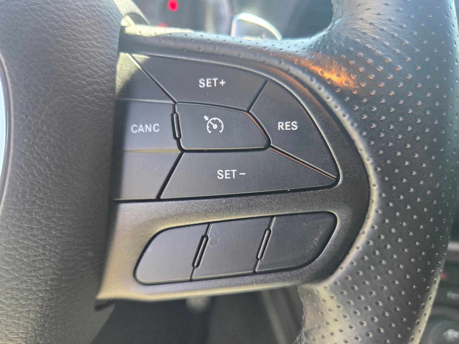 Used 2021 Dodge Challenger R/T Scat Pack RWD image 9