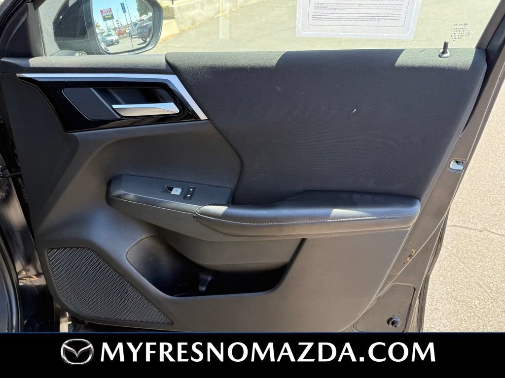 Used 2022 Mitsubishi Outlander ES FWD image 16