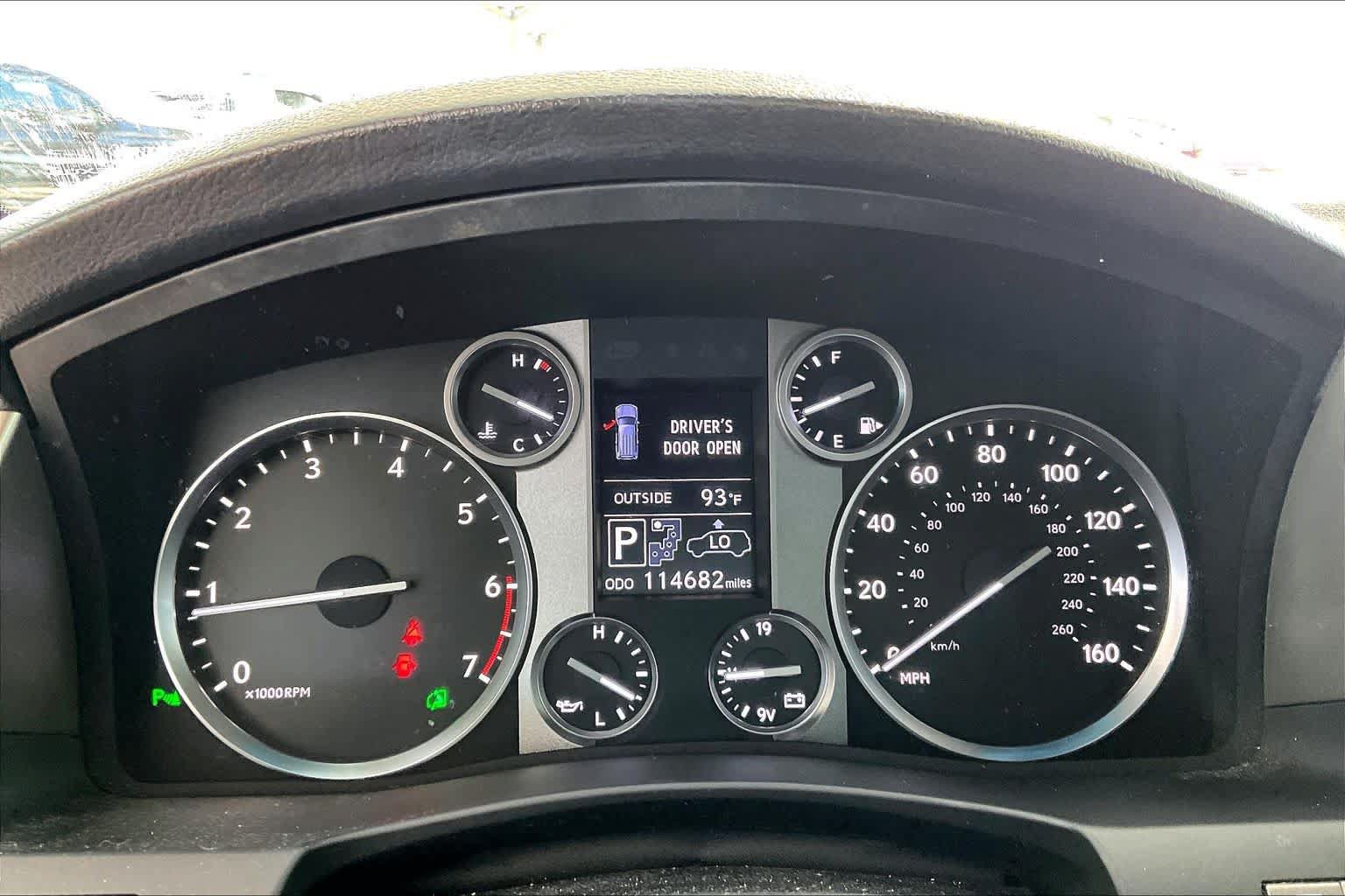 Used 2015 Lexus LX 570 4WD image 26