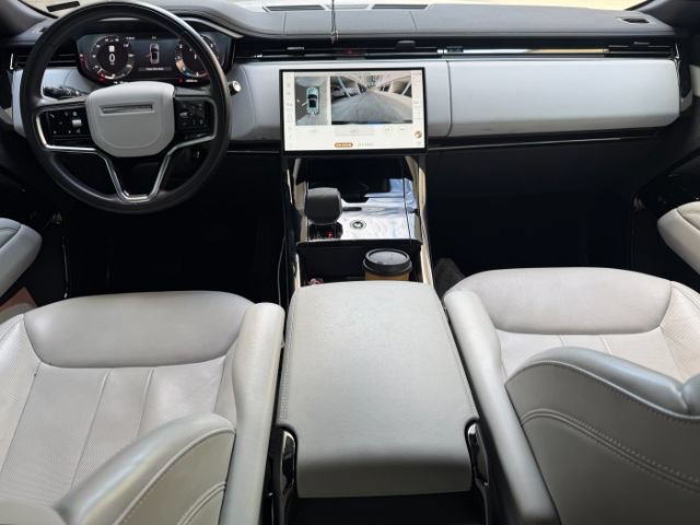 Used 2025 Land Rover Range Rover Sport SE AWD/4WD image 11