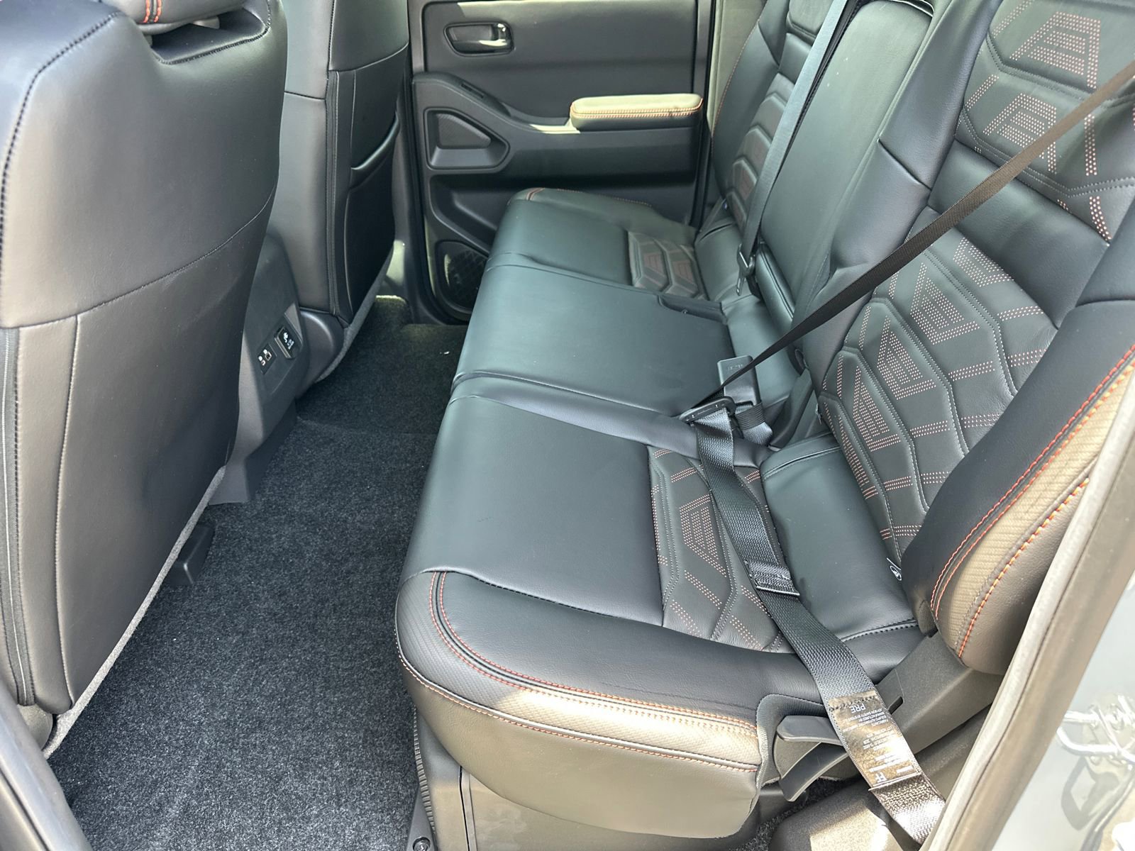 New 2026 Nissan Frontier PRO-4X w/ Pro Premium Package AWD/4WD image 17