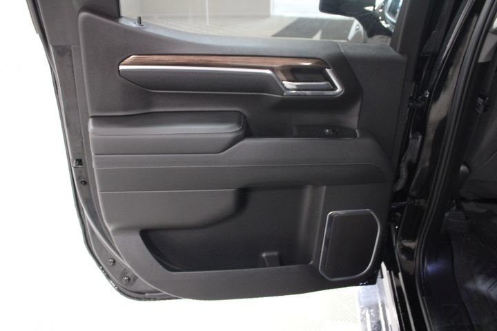 Used 2024 Chevrolet Silverado 1500 RST w/ Z71 Off-Road Package AWD/4WD image 21