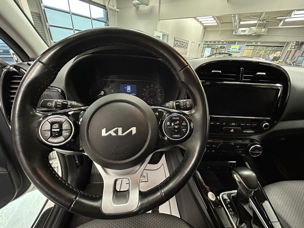 Used 2022 Kia Soul X-Line image 9