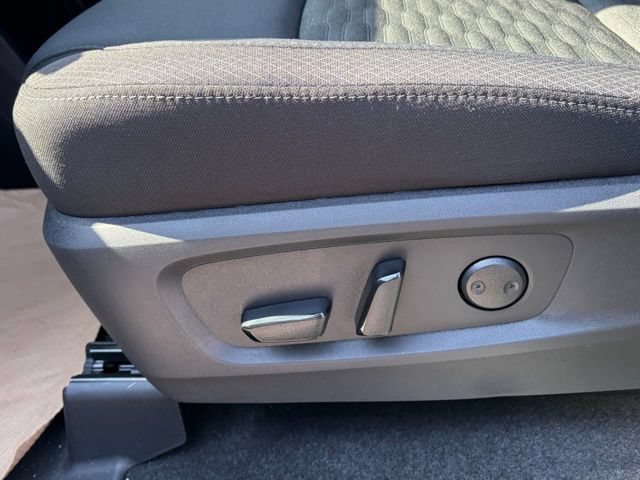 New 2026 Nissan Pathfinder SV AWD/4WD image 16