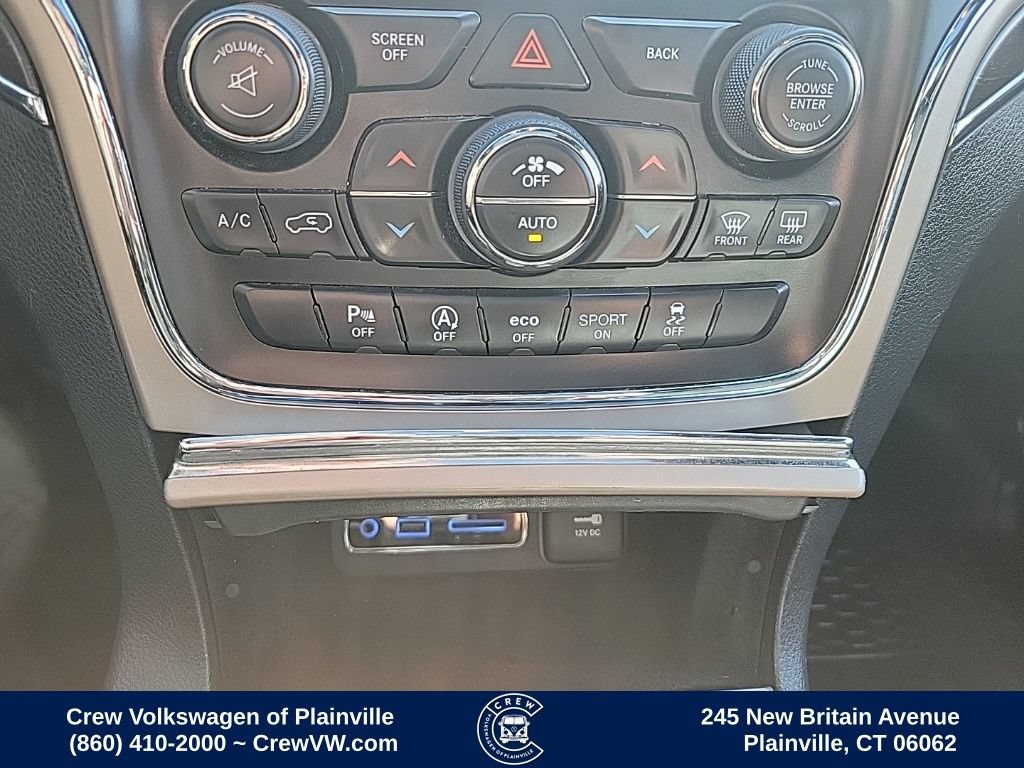 Used 2017 Jeep Grand Cherokee Limited w/ Luxury Group II AWD/4WD image 10