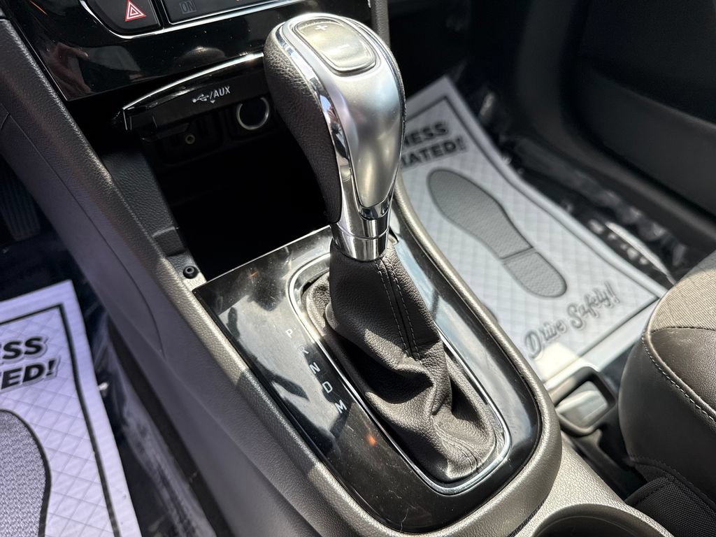 Used 2019 Buick Encore Preferred AWD/4WD image 24