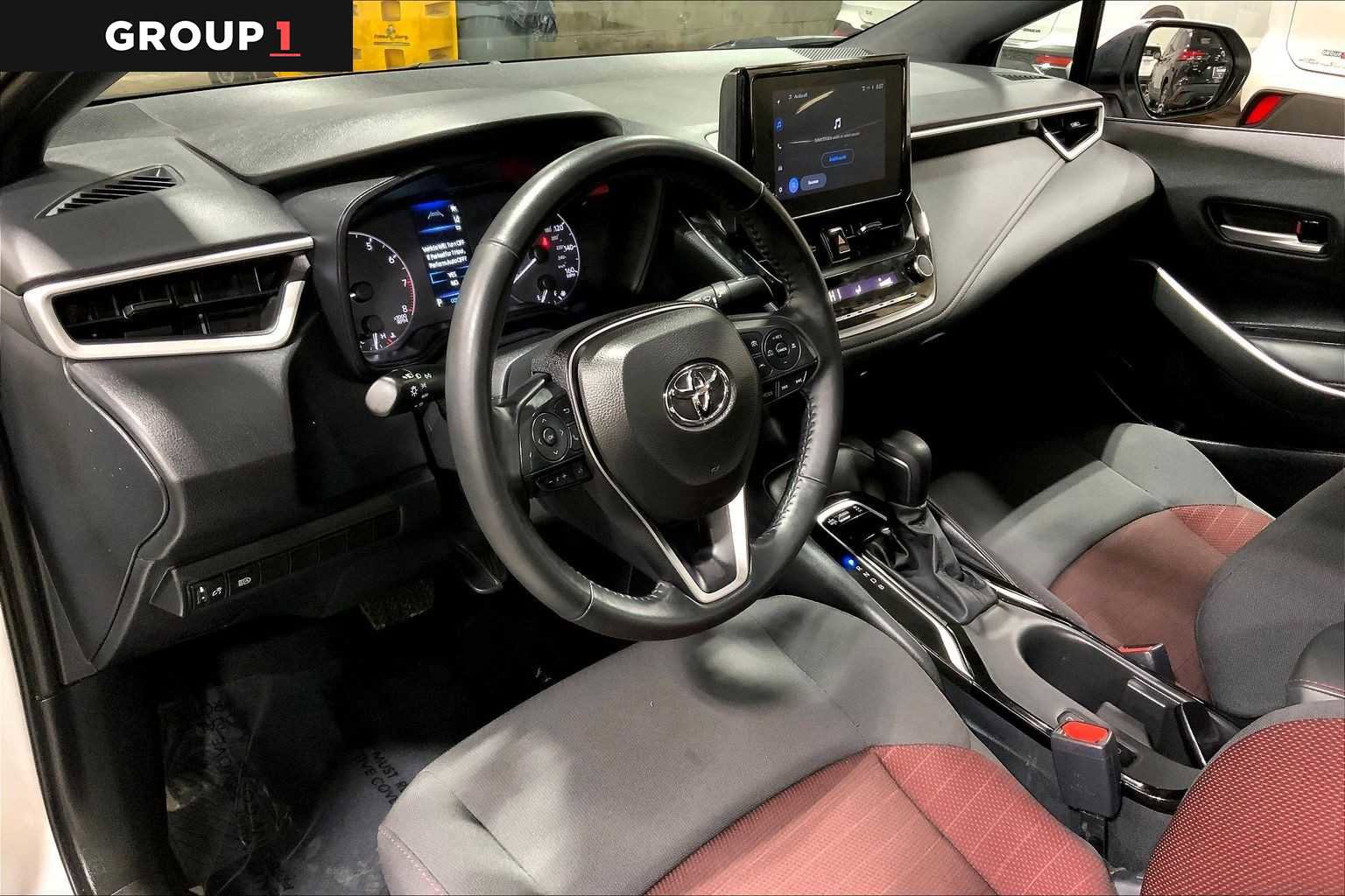 Certified 2025 Toyota Corolla SE image 17