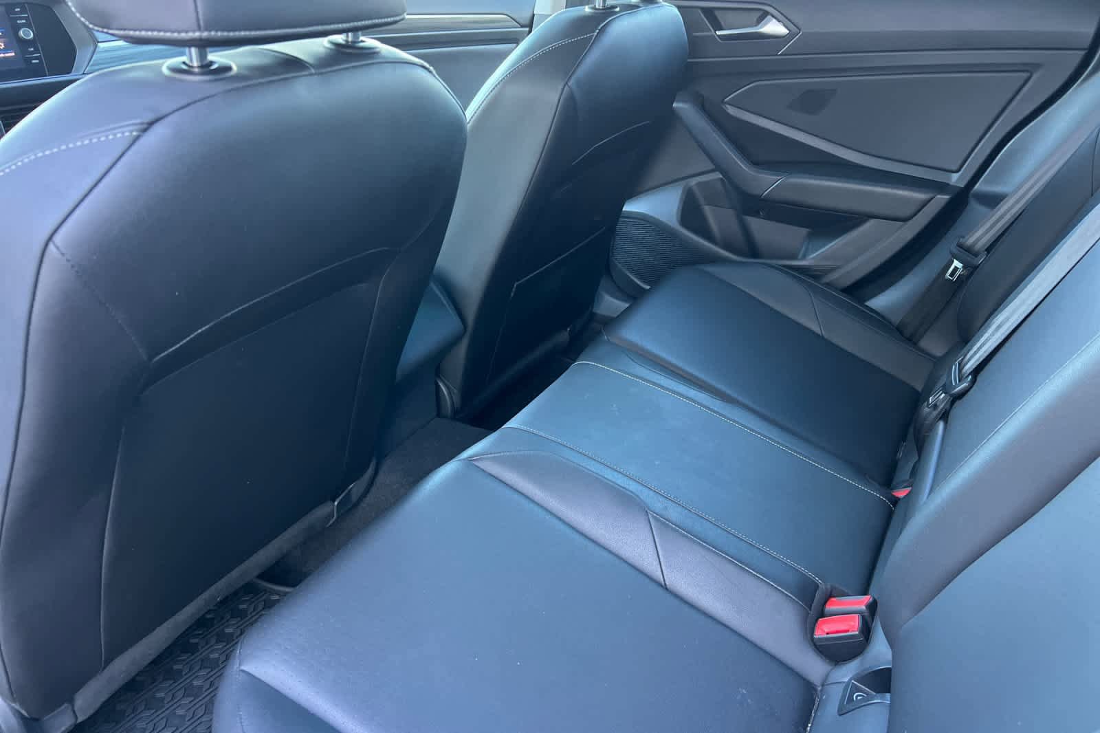 Used 2019 Volkswagen Jetta SEL FWD image 4