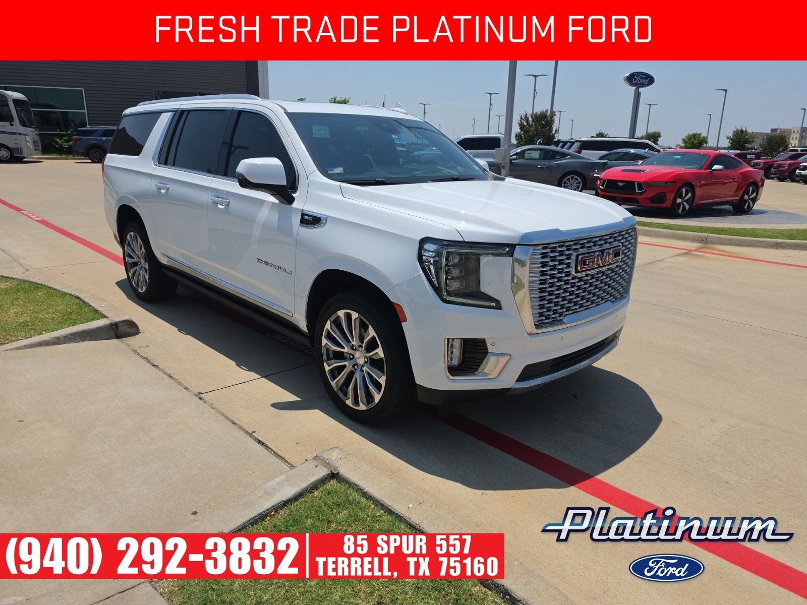Used 2023 GMC Yukon XL Denali RWD image 2
