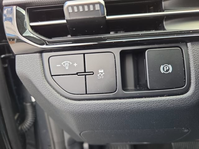 Used 2026 Kia Sportage LX AWD/4WD image 25