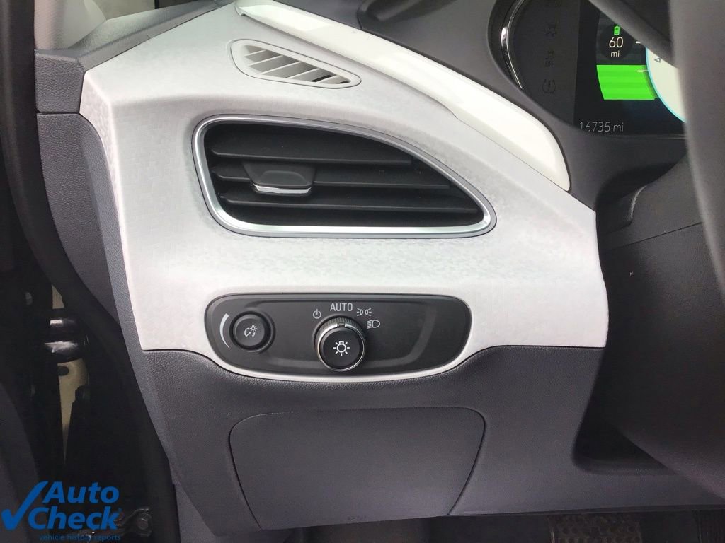 Used 2019 Chevrolet Bolt Premier w/ Infotainment Package image 36