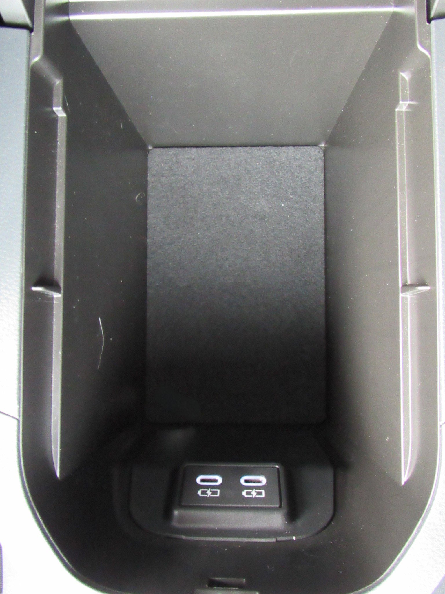 Used 2024 Toyota RAV4 SE image 25