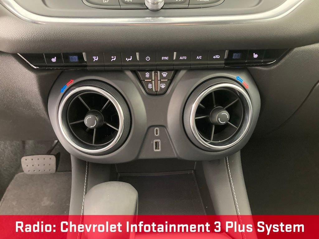 Used 2025 Chevrolet Blazer LT AWD/4WD image 9