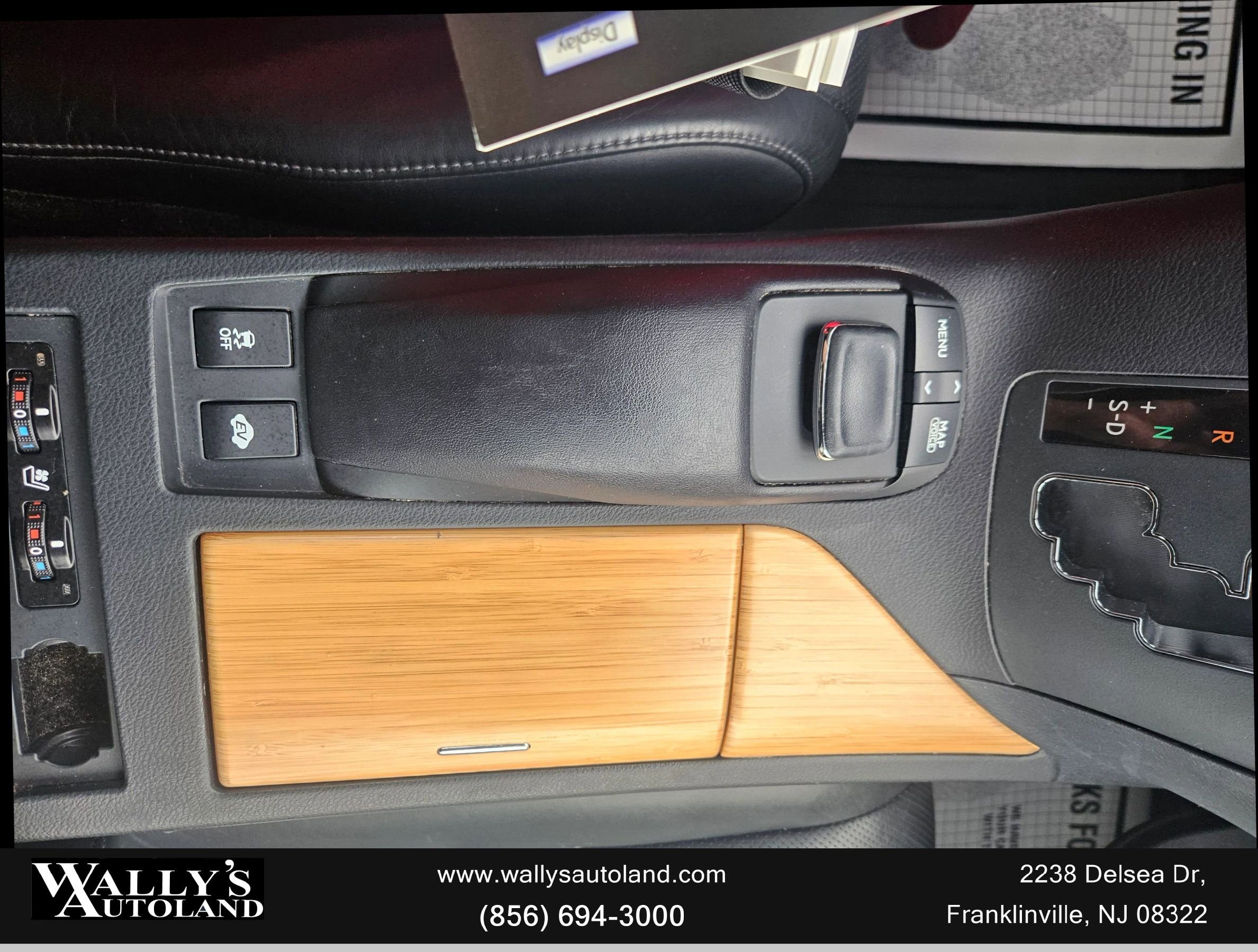 Used 2015 Lexus RX 450h AWD image 22