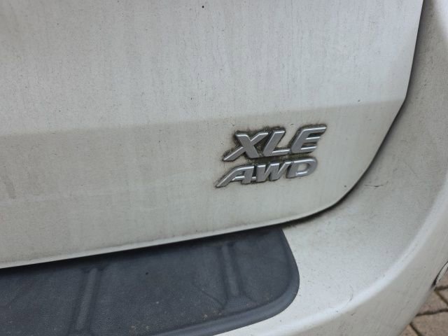 Used 2017 Toyota Sienna XLE w/ XLE Navigation Package image 10