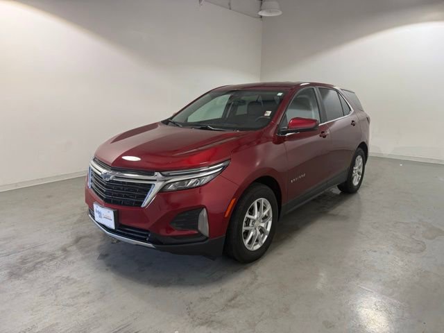 Used 2023 Chevrolet Equinox LT image 3