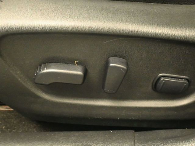 Used 2016 Nissan Rogue SL w/ SL Premium Package image 11