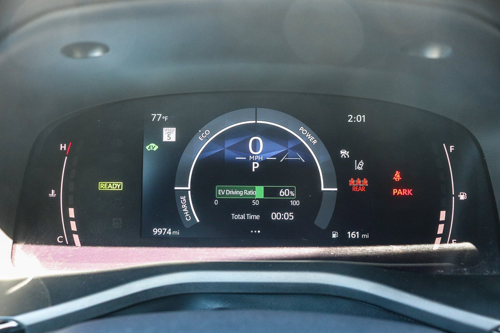 Used 2025 Toyota Camry SE w/ Convenience Package image 25