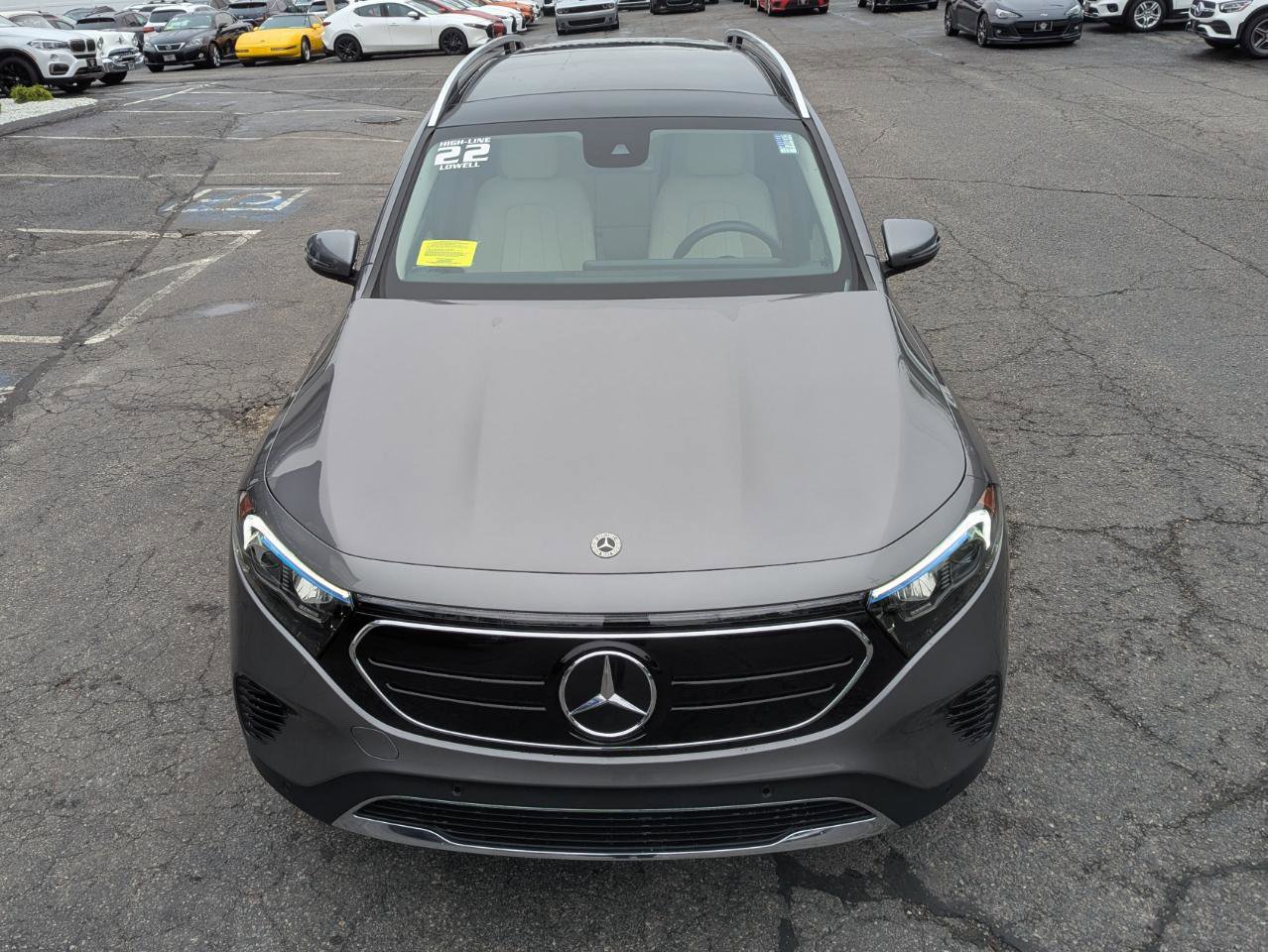 Used 2022 Mercedes-Benz EQB 300 4MATIC image 3