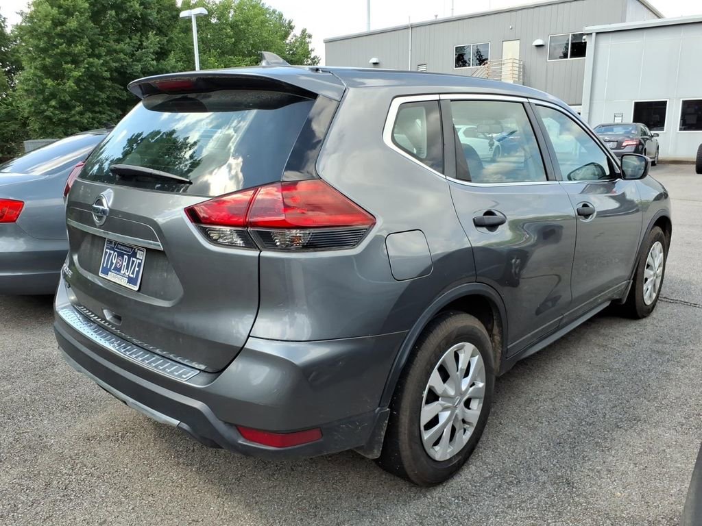 Used 2018 Nissan Rogue S FWD image 5