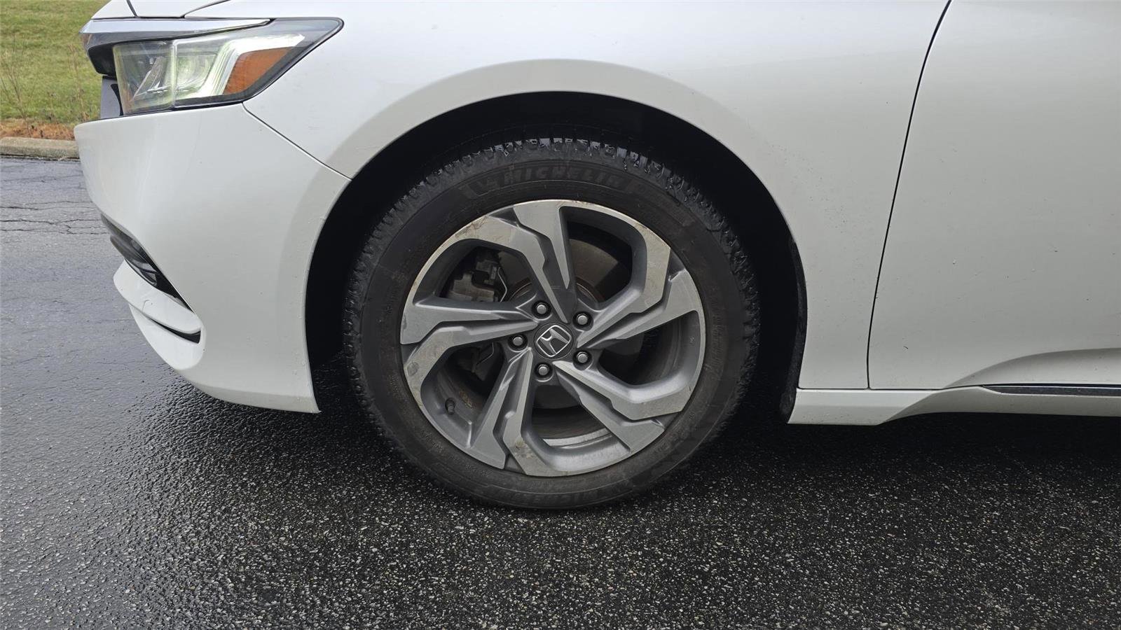 Used 2019 Honda Accord EX-L image 8