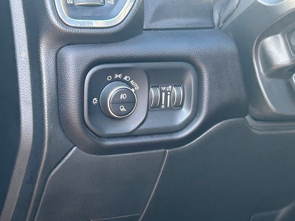 Used 2023 RAM 2500 Laramie AWD/4WD image 38