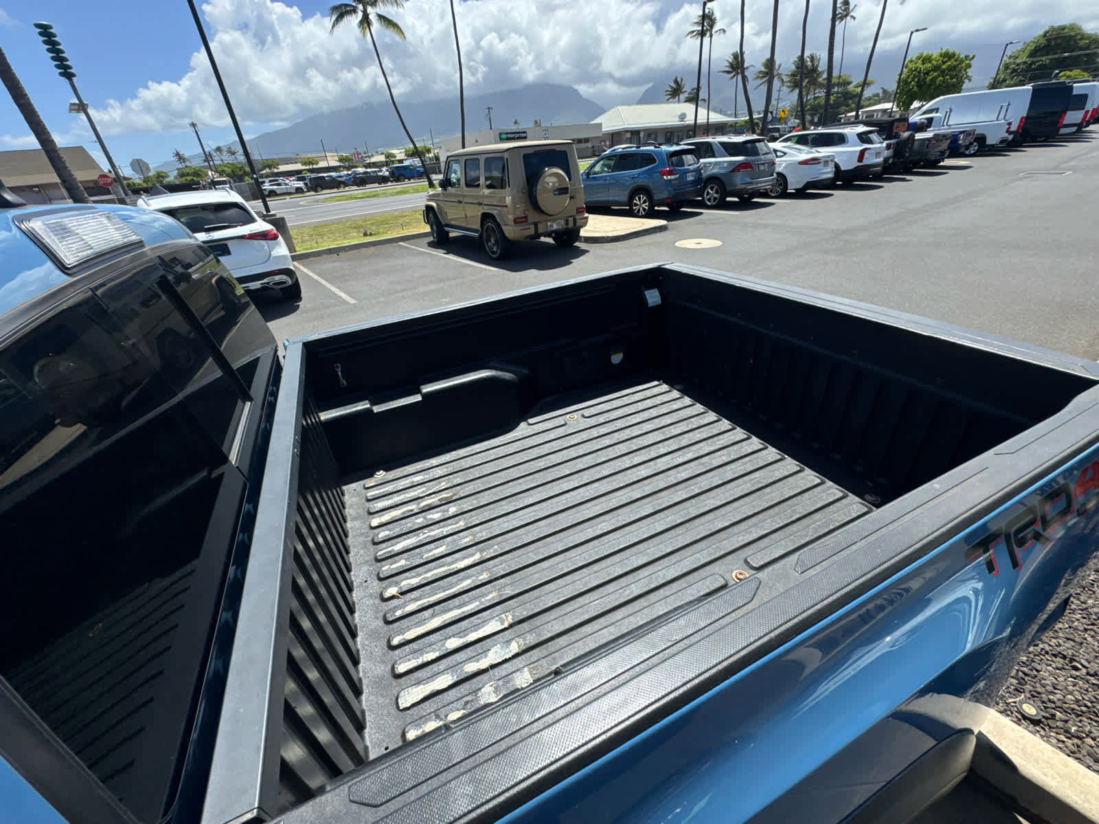 Used 2019 Toyota Tacoma TRD Off-Road AWD/4WD image 18