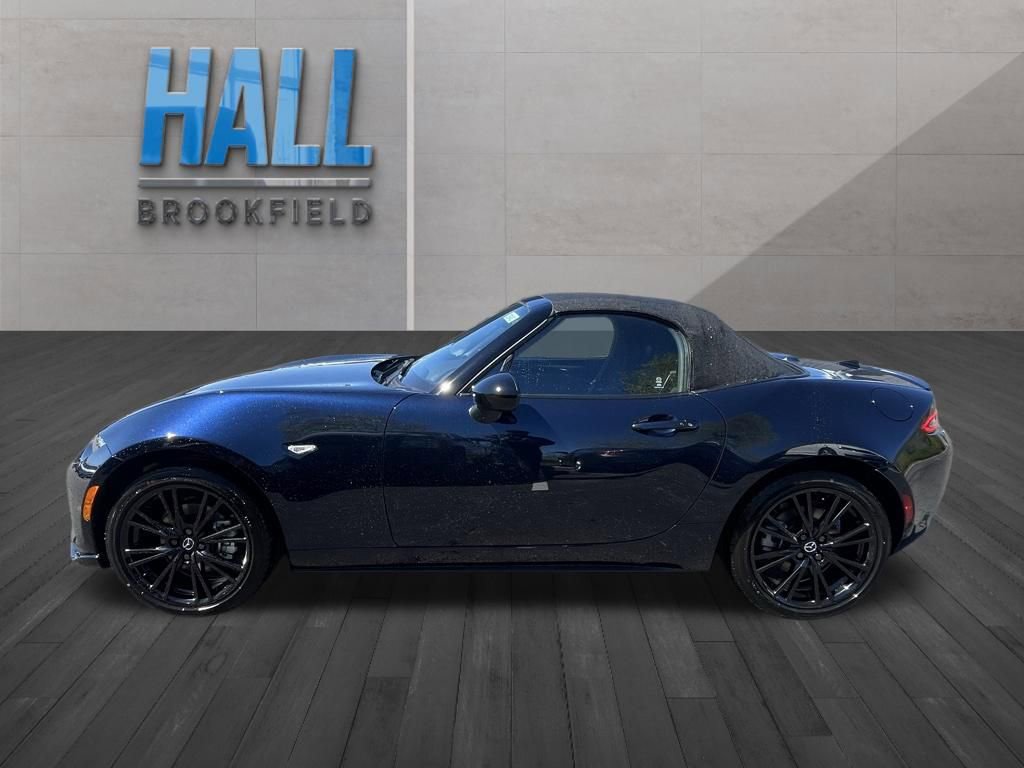 New 2026 MAZDA MX-5 Miata Club w/ Interior Package RWD image 2