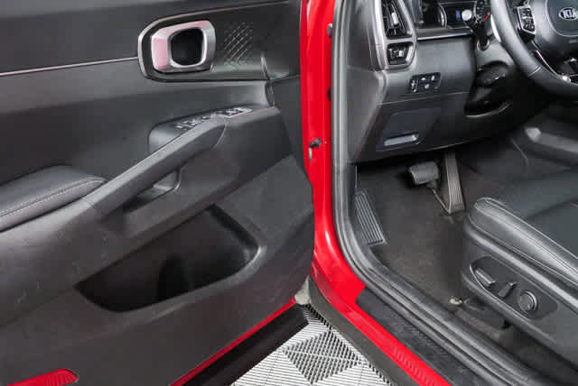 Used 2021 Kia Sorento EX FWD image 7