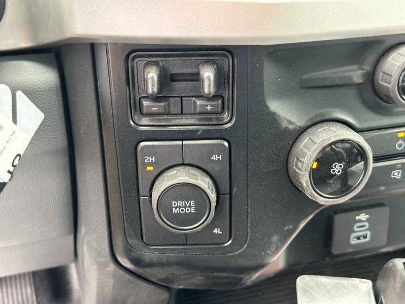 Used 2023 Ford F550 4x4 SuperCab Super Duty image 12